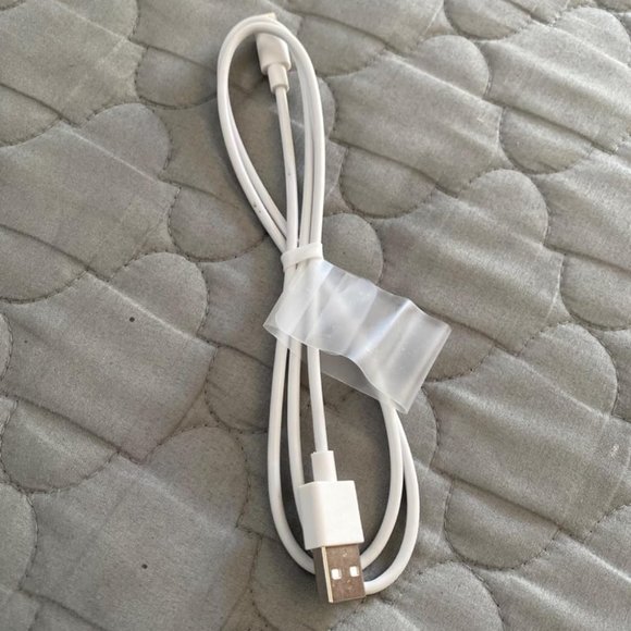 5.0 ft Upgrade iWatch Portable Wireless Apple Watch Series Watch Charger - Picture 9 of 9